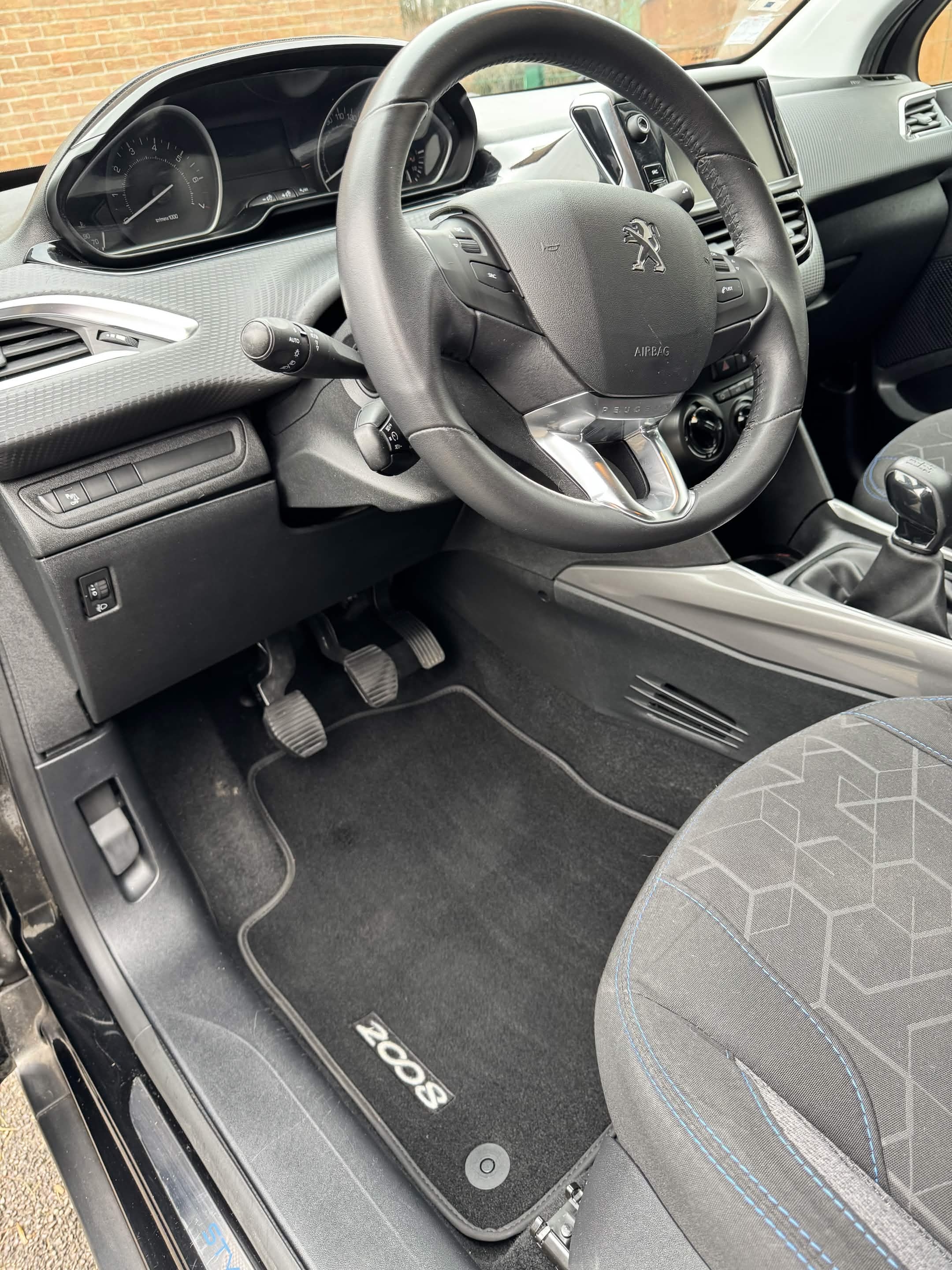 Avant nettoyage auto