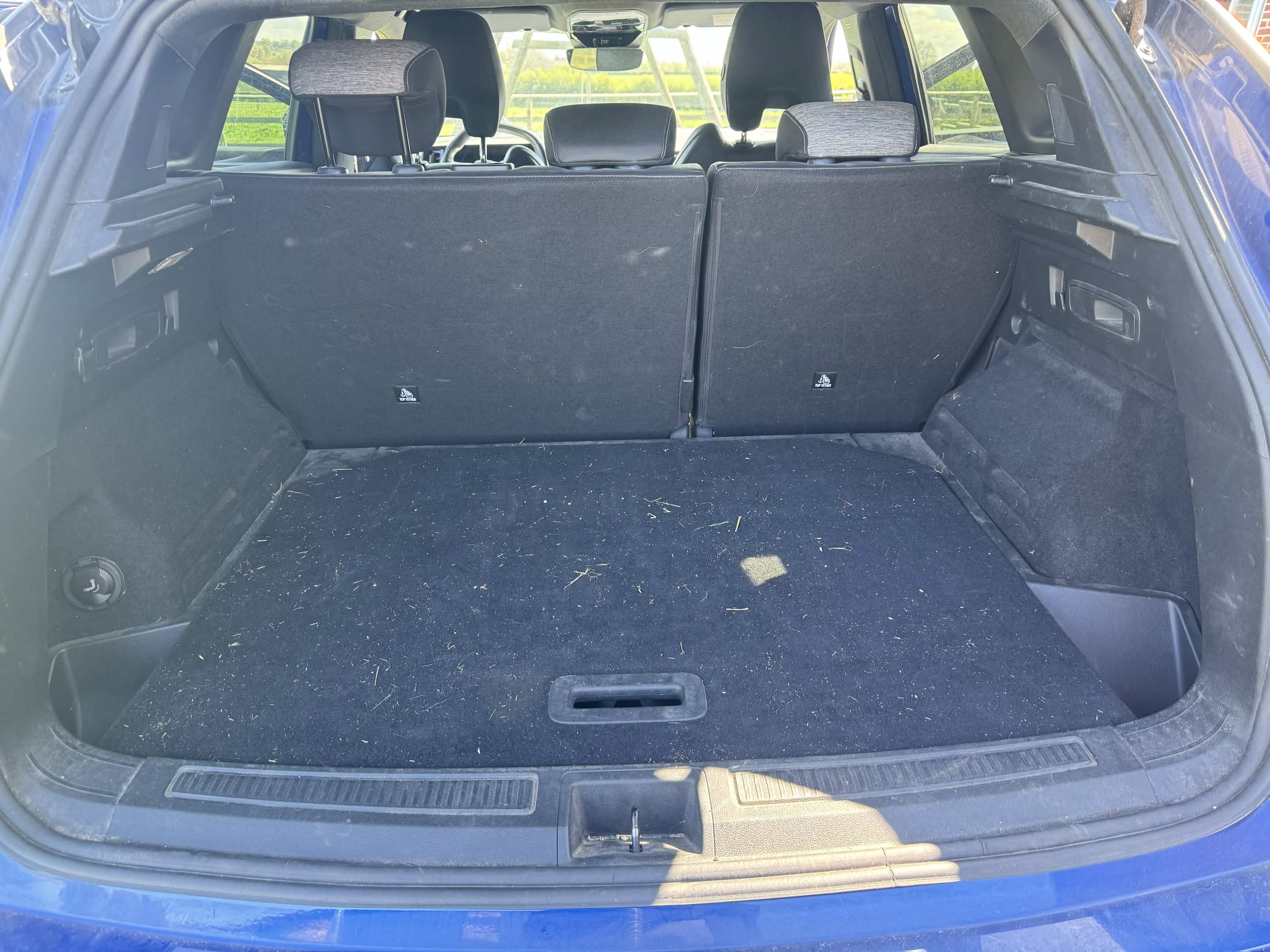 Avant nettoyage jantes Audi A4