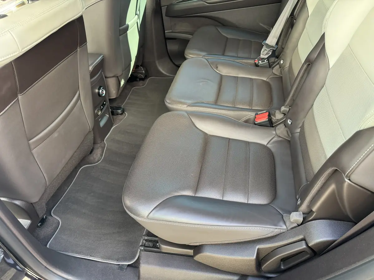Renault Espace, banquette arrière après nettoyage